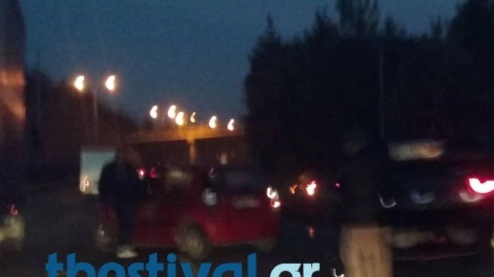 Θεσσαλονίκη: Καραμπόλα δέκα αυτοκινήτων στον περιφερειακό